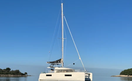 Lagoon 40