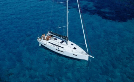 Sun Odyssey 415