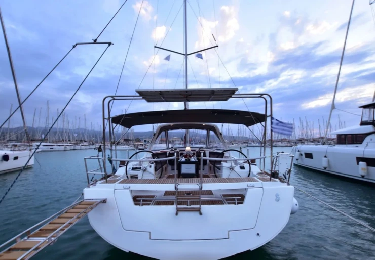 Oceanis 45 Lefkas harbour | Oceanis 45 Built 2012