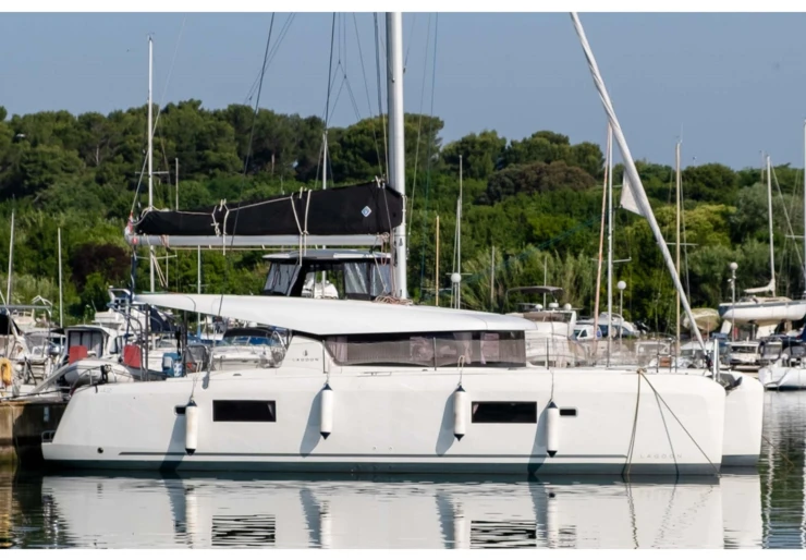 Lagoon 42 Skiathos | Marina 4