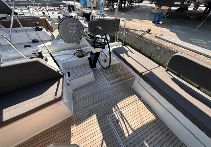 Dufour 470 Marina d'Arechi | Réhoboam