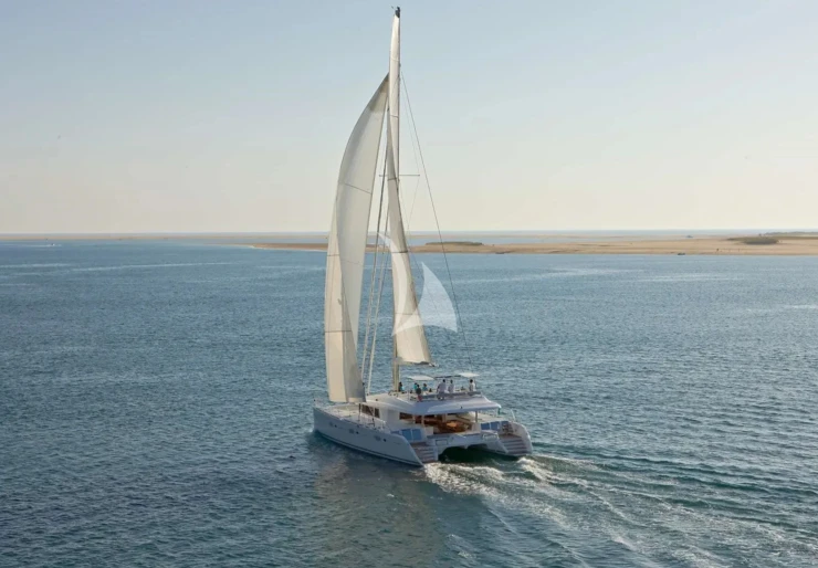 Lagoon 620 Alimos Kalamaki | Royal Destiny