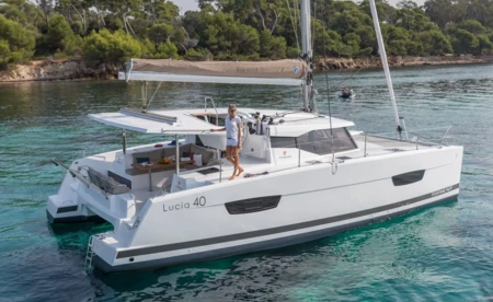 Lucia 40