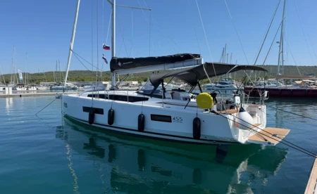 Sun Odyssey 455