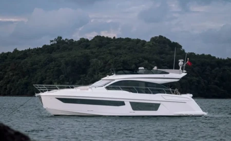 Azimut 53 Fly