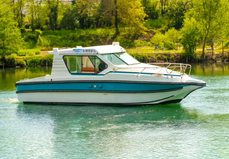 Sedan 800 Sireuil | SIREUIL