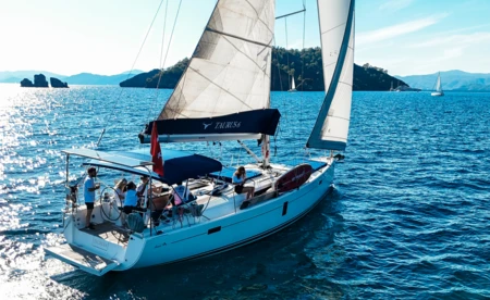Hanse 445