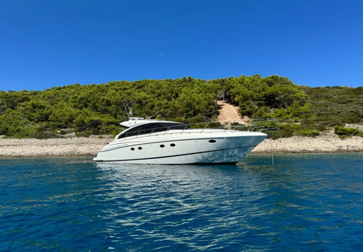 Princess V53 Makarska | Chablis