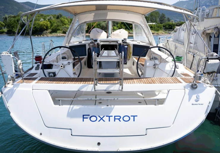 Oceanis 45 Porto Montenegro | Foxtrot