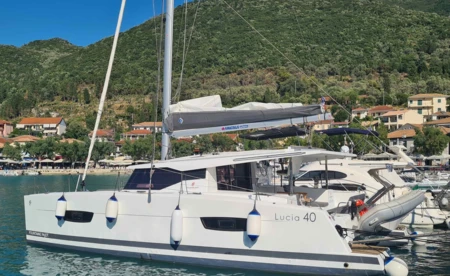 Lucia 40