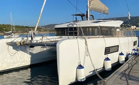 Lagoon 40