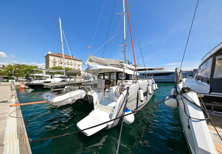 Excess 11 Propriano | Island Blue V
