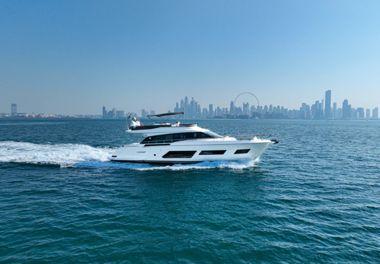 Ferretti 670 Dubai - Marina Yacht Club | Aquilla 670