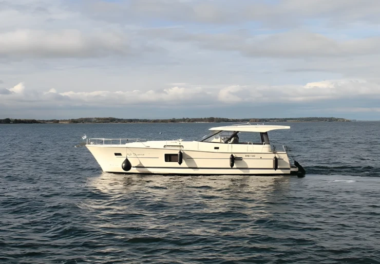 Delphia 1350 Escape Hafendorf - Müritz | Victoria
