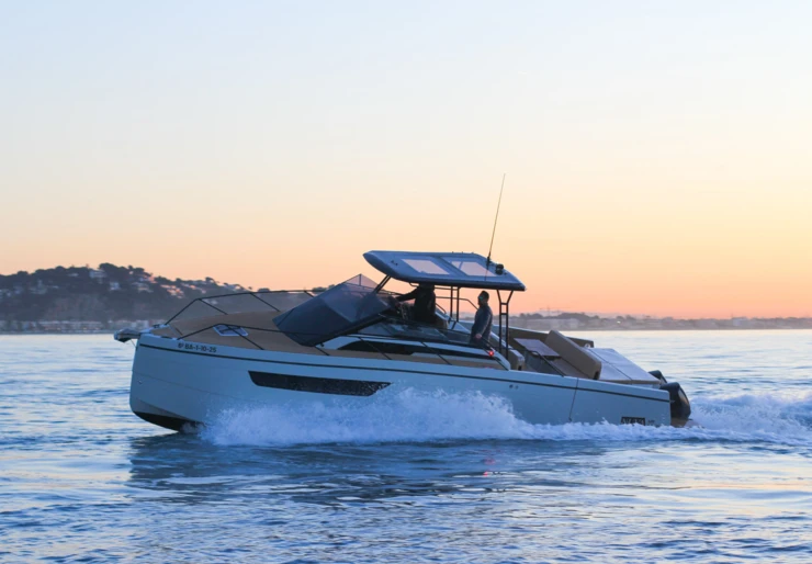 Nuva M11 Cabin Sitges - Aiguadolç | Ramblero