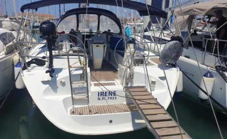 Sun Odyssey 43