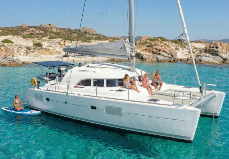 Lagoon 380 S2 Port Turistico - La Caletta | Discovery