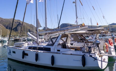 Oceanis 38