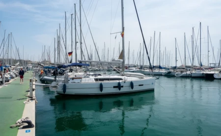 Dufour 382 GL