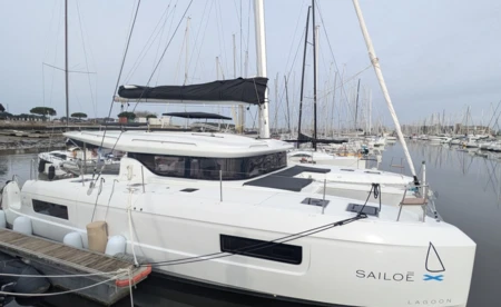 Lagoon 43