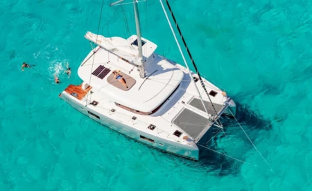 Lagoon 42