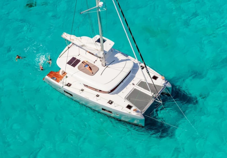 Lagoon 42 Bonifacio | Take it easy