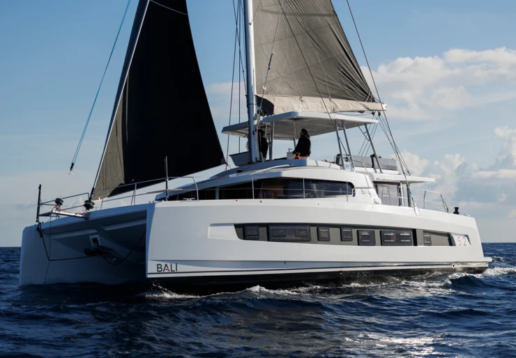 Bali 5.2 Port Pin Rolland | Ocean Whisper