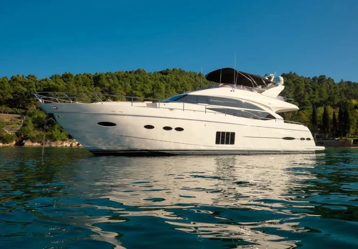 Princess 72 Mandalina | Champion