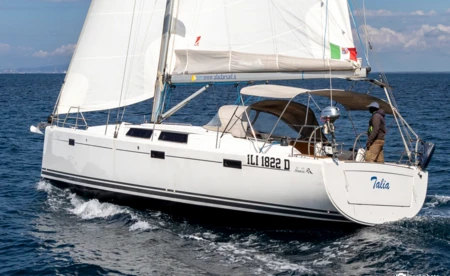 Hanse 415