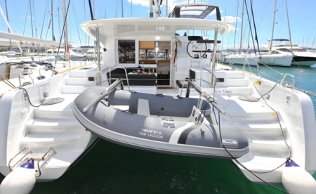 Lagoon 39