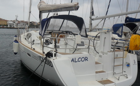 Oceanis 43
