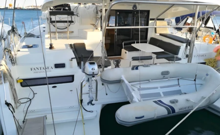 Lagoon 42