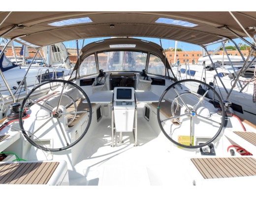 Sun Odyssey 419