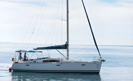 Oceanis 43