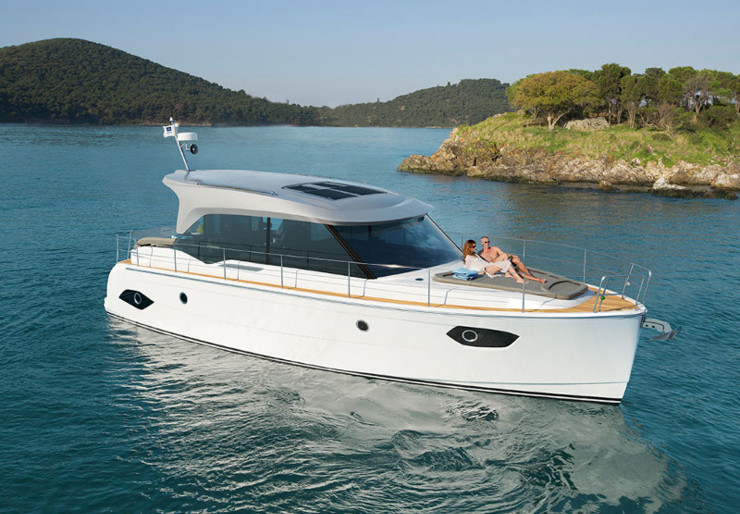 Bavaria E40 Sedan Veruda | Thea-Marie