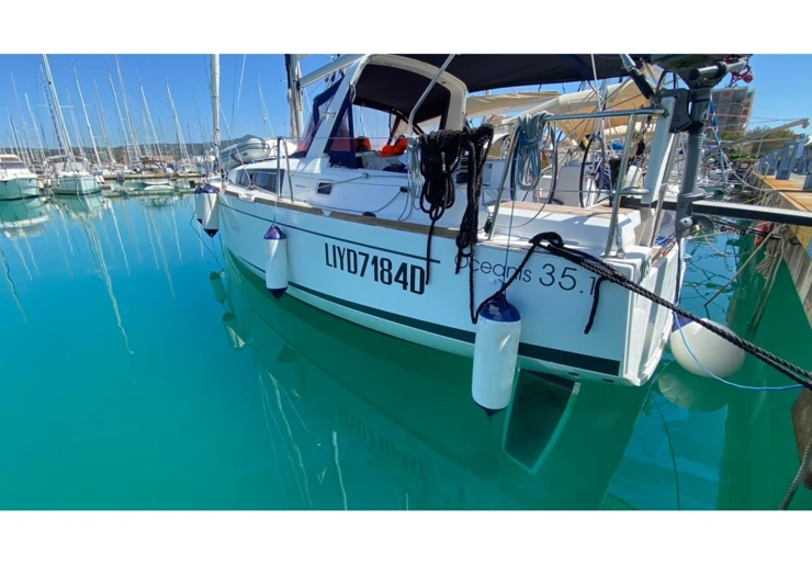 Oceanis 35.1 Cala de Medici | Nodus