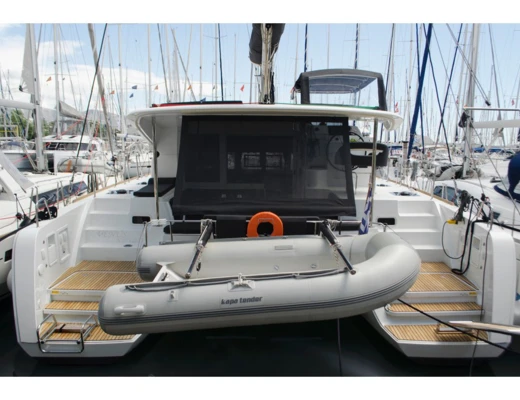 Lagoon 40