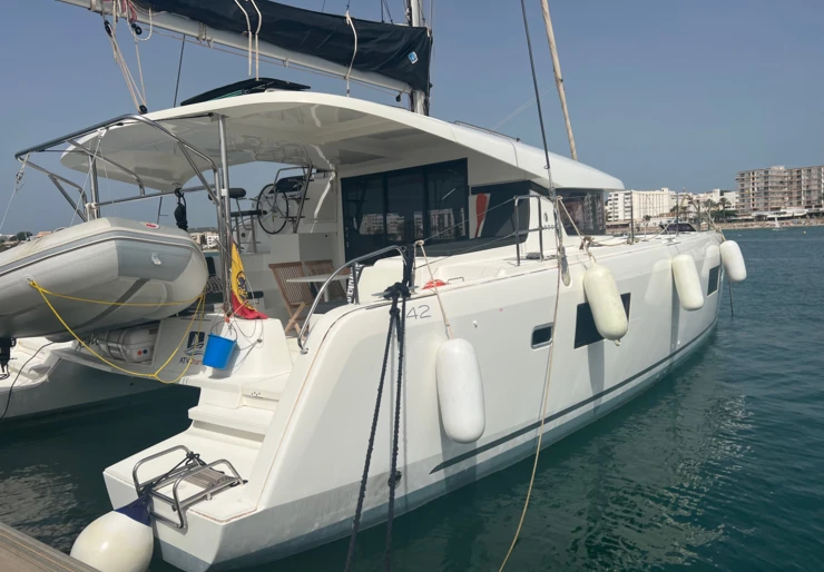 Lagoon 42 Sant Antoni de Portmany | Mares