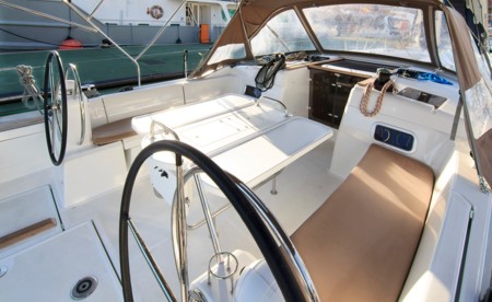 Sun Odyssey 519