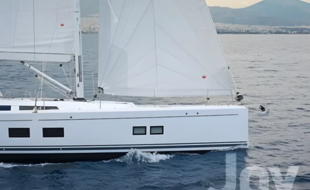 Hanse 548