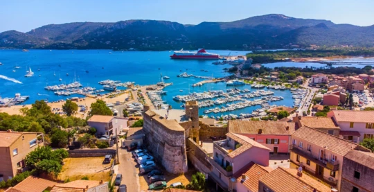 Swimming and relaxation at Cala del Ceppo or Porto Vecchio