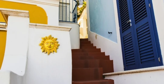 Passeggiata tra i vicoli di Ponza