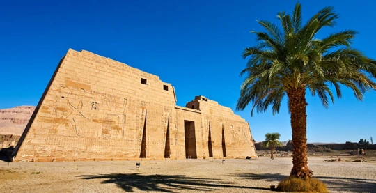 Visita al tempio di Medinet Habu