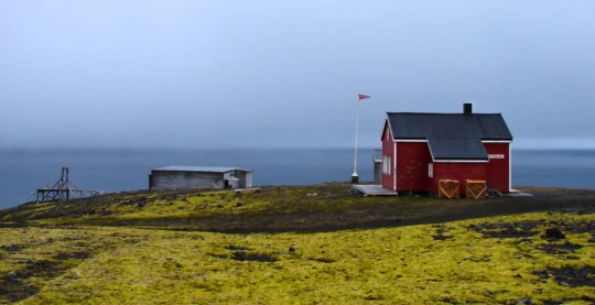 Visita a la estación meteorológica de Jan Mayen