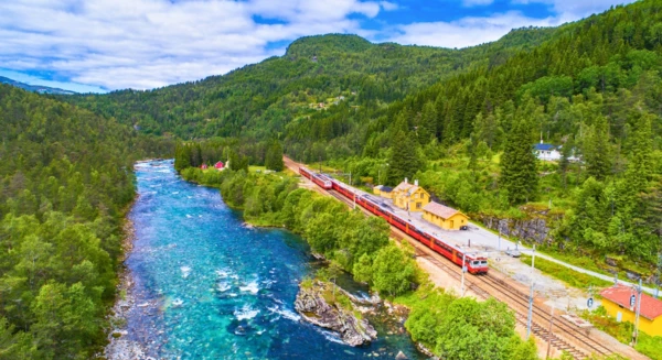 Traversée ferroviaire entre Mjøsa et Glomma