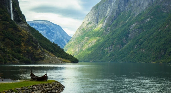 Traversée du pittoresque Nærøyfjord