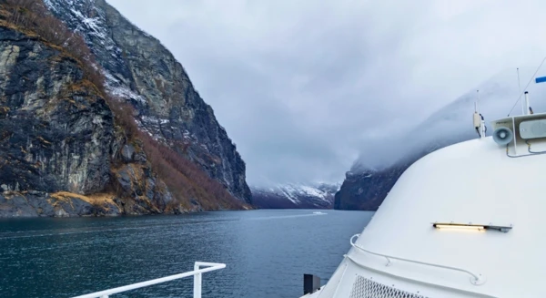 Traversée en ferry de Svensby à Breivikeidet