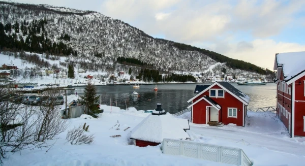 Traversée en ferry de Lyngseidet à Olderdalen