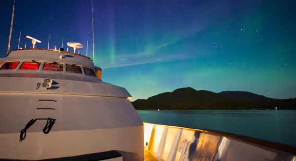 Croisière dîner sous les aurores boréales