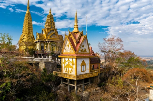 Visite de Phnom Sampov